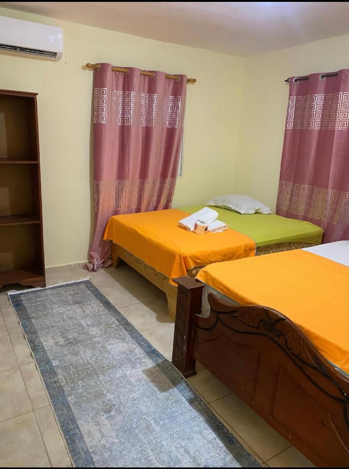 Dona Cornelia Hotel Los Patos Exterior photo